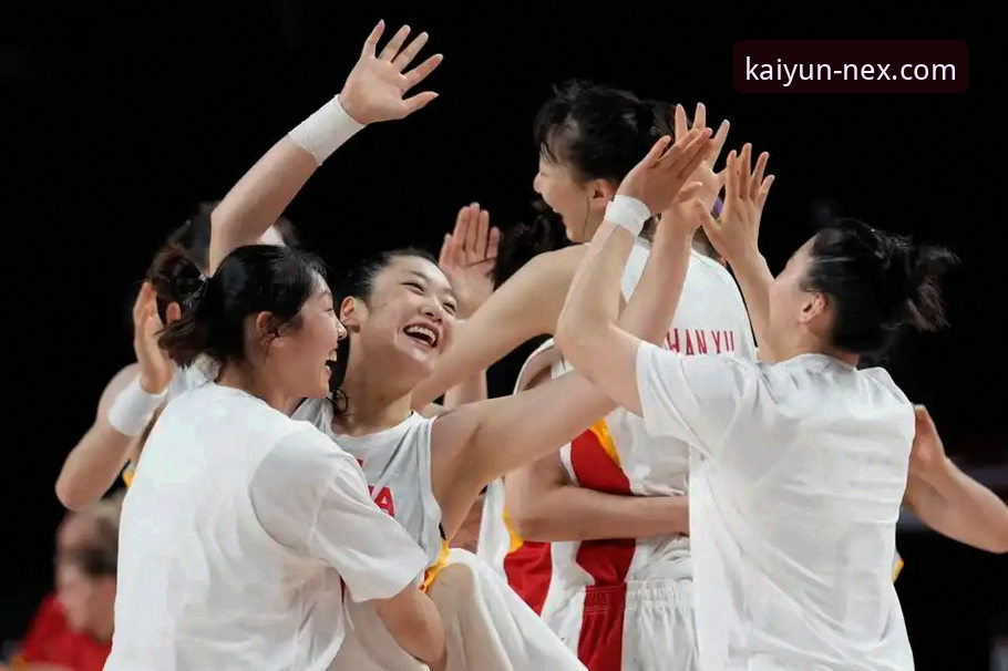 深度解析中国女篮关键胜利：战术调整与球星闪耀的实战教程